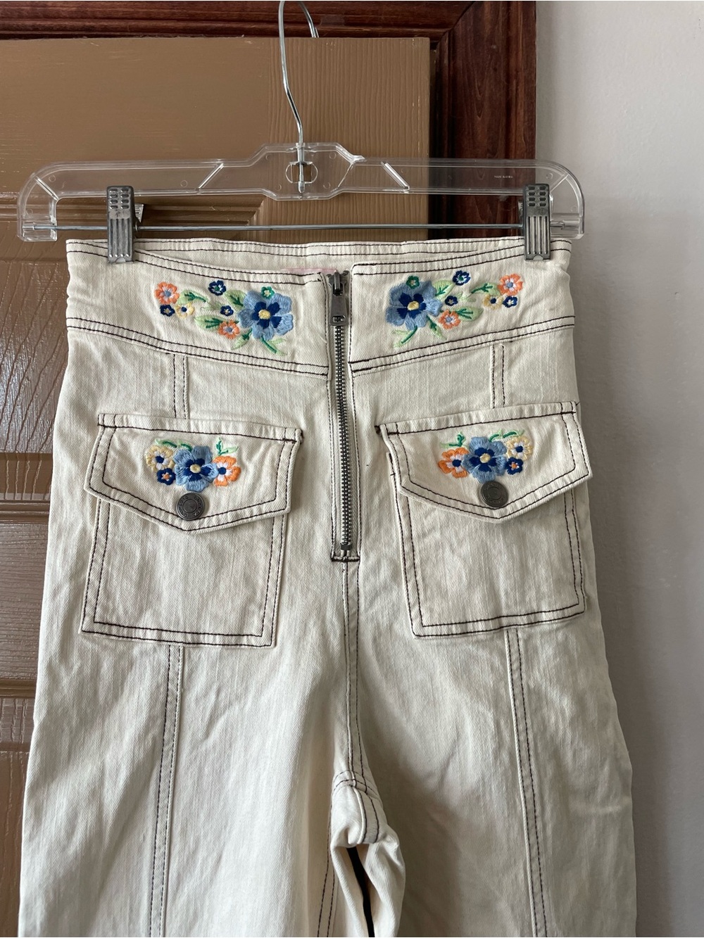 Floral Embroidered Wide Leg Jeans - Picture 4 of 6